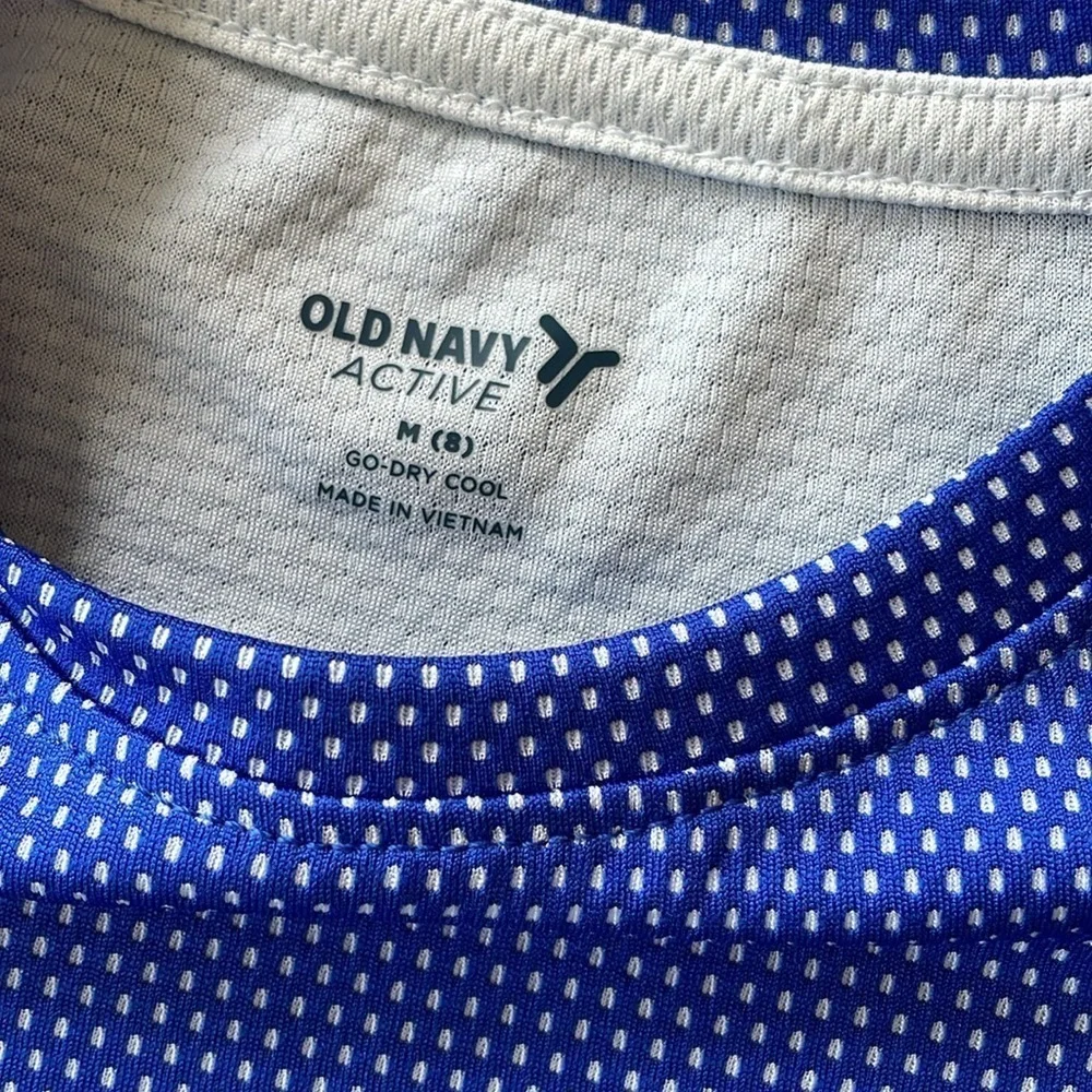 NWT Old Navy boys athletic tank M(8)